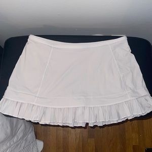 White lululemon skirt